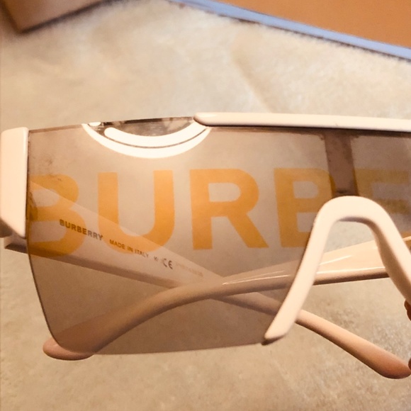 Burberry Sunglasses - Picture 2 of 6